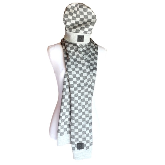🆕 LV Unisex Néo Petit Damier Beanie + Scarf 🧣Set..🖤 - Picture 3 of 8